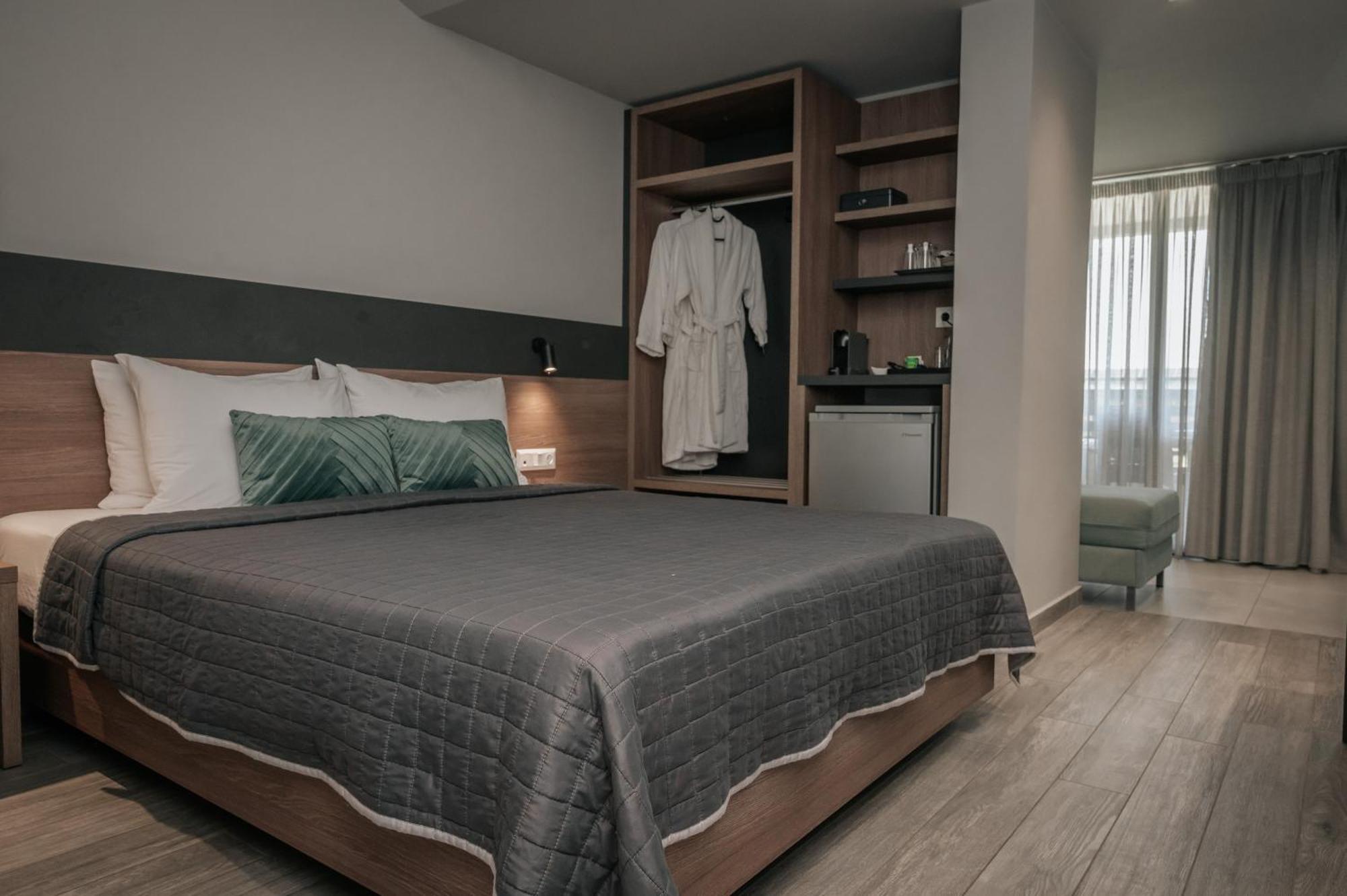Elizabeth Queen Luxury Rooms Paralía Eksteriør bilde