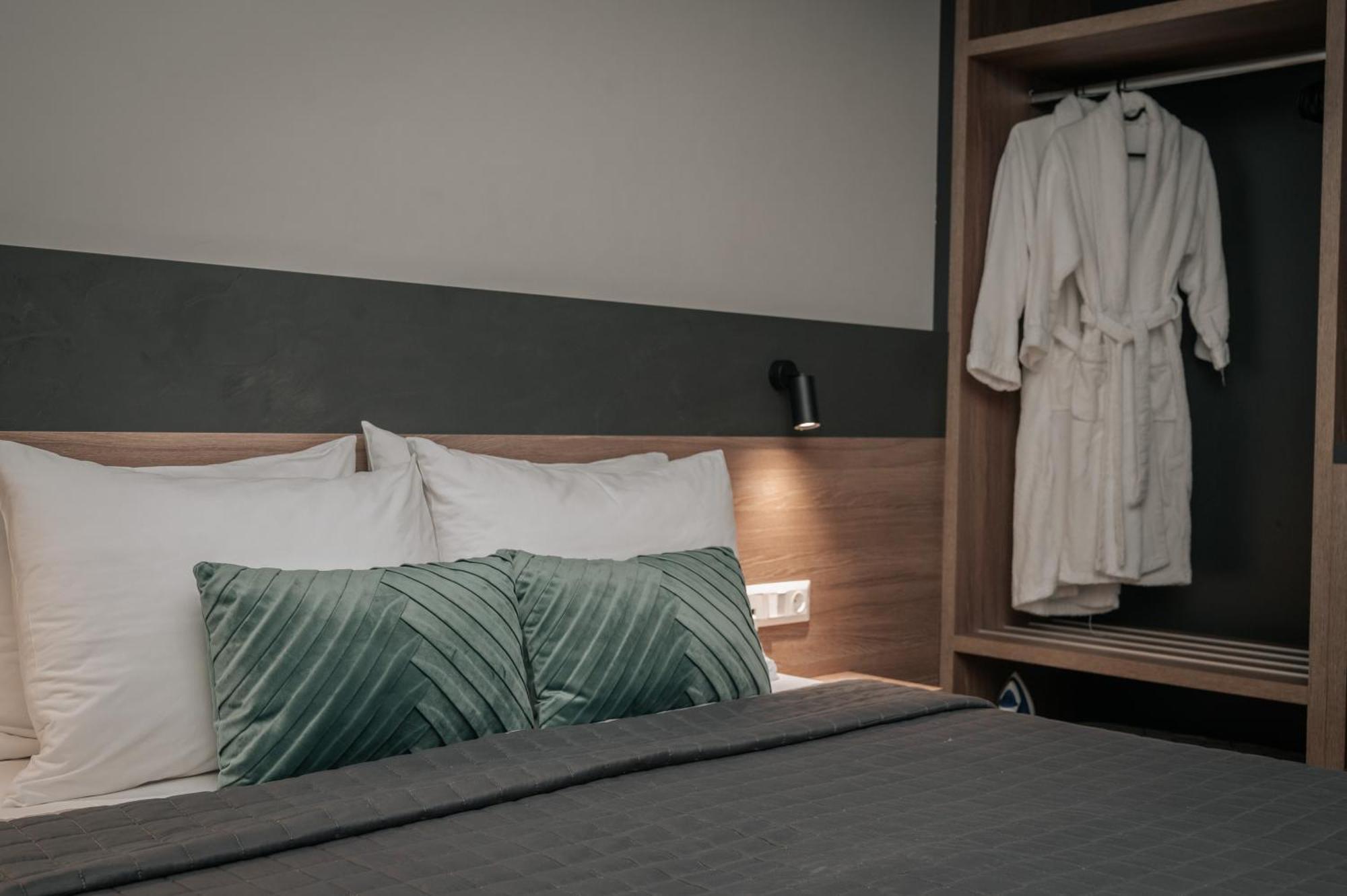 Elizabeth Queen Luxury Rooms Paralía Eksteriør bilde