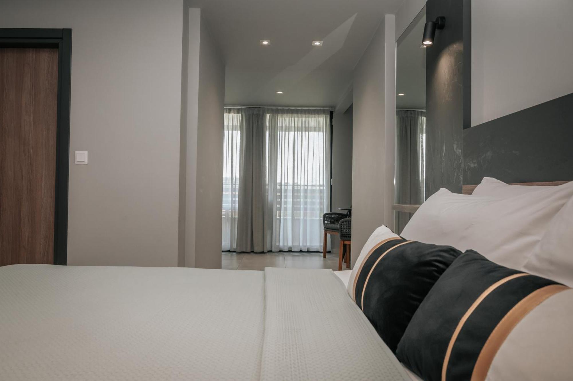 Elizabeth Queen Luxury Rooms Paralía Eksteriør bilde