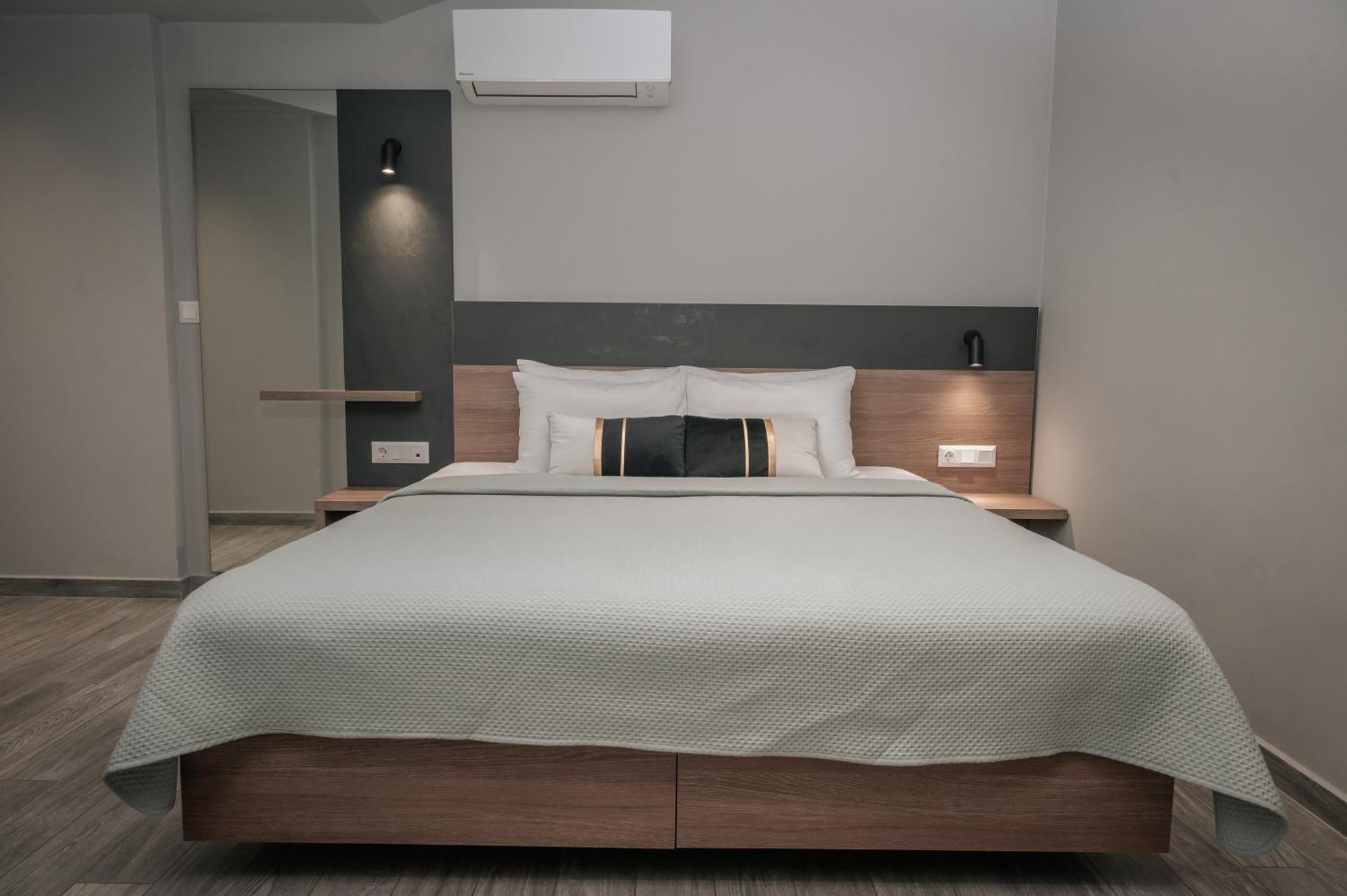 Elizabeth Queen Luxury Rooms Paralía Eksteriør bilde