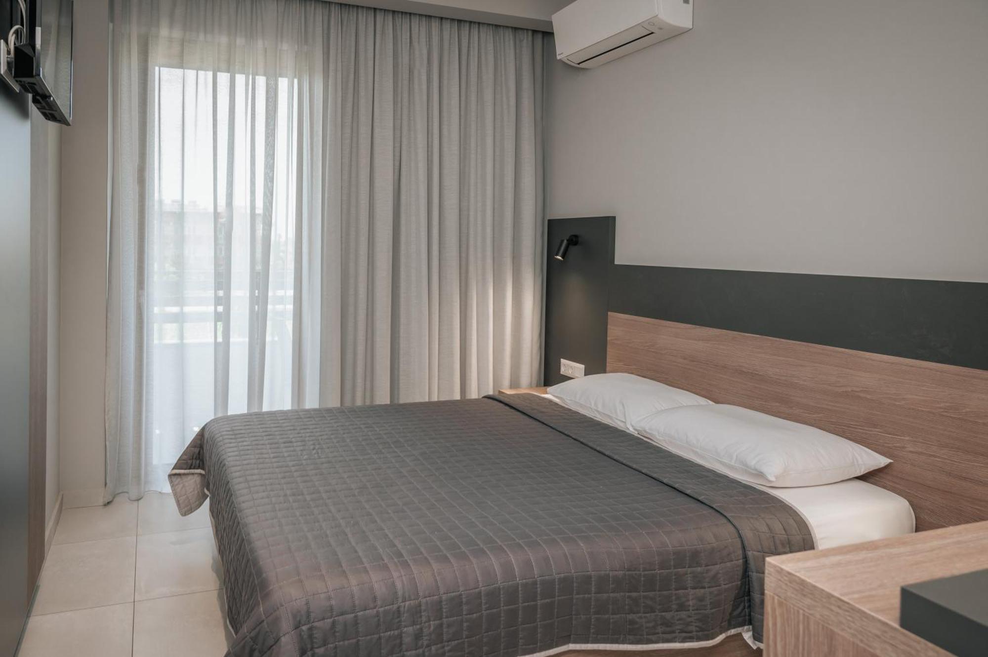 Elizabeth Queen Luxury Rooms Paralía Eksteriør bilde